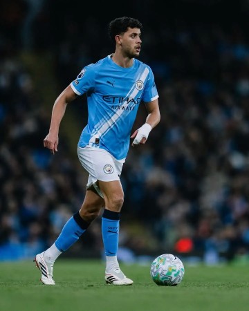 星空体育官方-努内斯vs诺丁汉森林全场数据：8次传中成功0次，关键传球2次