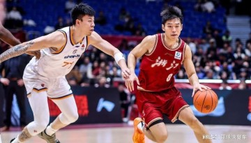 星空体育官方-CBA一夜连曝三大冷门！辽篮克星爆冷上海：全联盟第1被掀翻