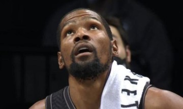 星空体育中国-KD：查拉涅是偷窥狂 我应该延长隔离缺席湖人比赛